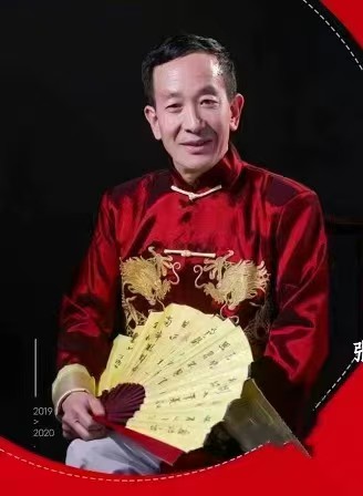 张峰